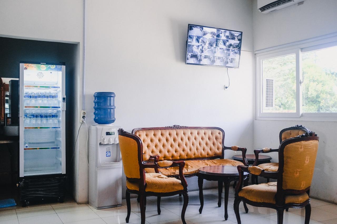מלון בוגור Reddoorz Near Sirkuit Sentul מראה חיצוני תמונה