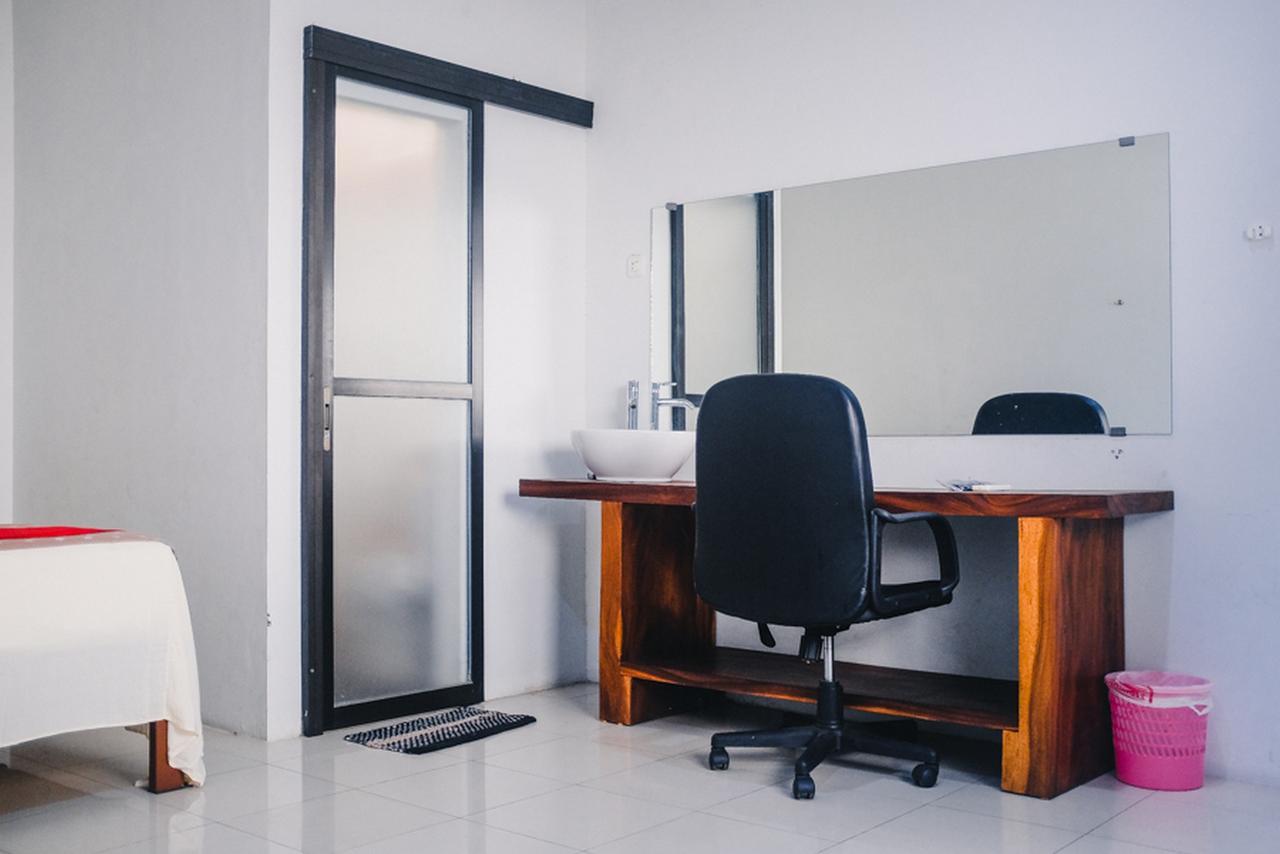 מלון בוגור Reddoorz Near Sirkuit Sentul מראה חיצוני תמונה